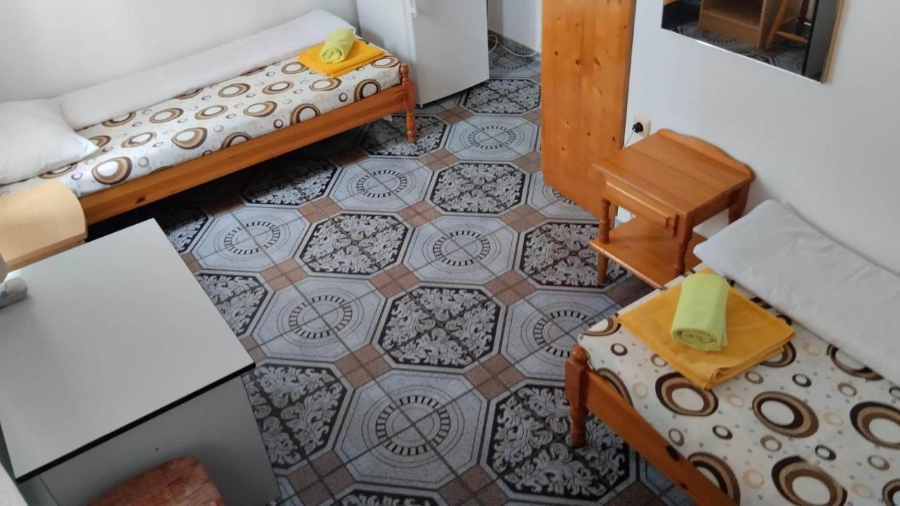 Стаи За Гости Росица Ravda Esterno foto